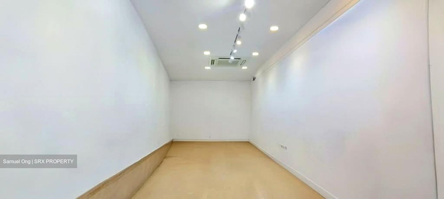 Bedok Town Centre (D16), Shop House #553299801